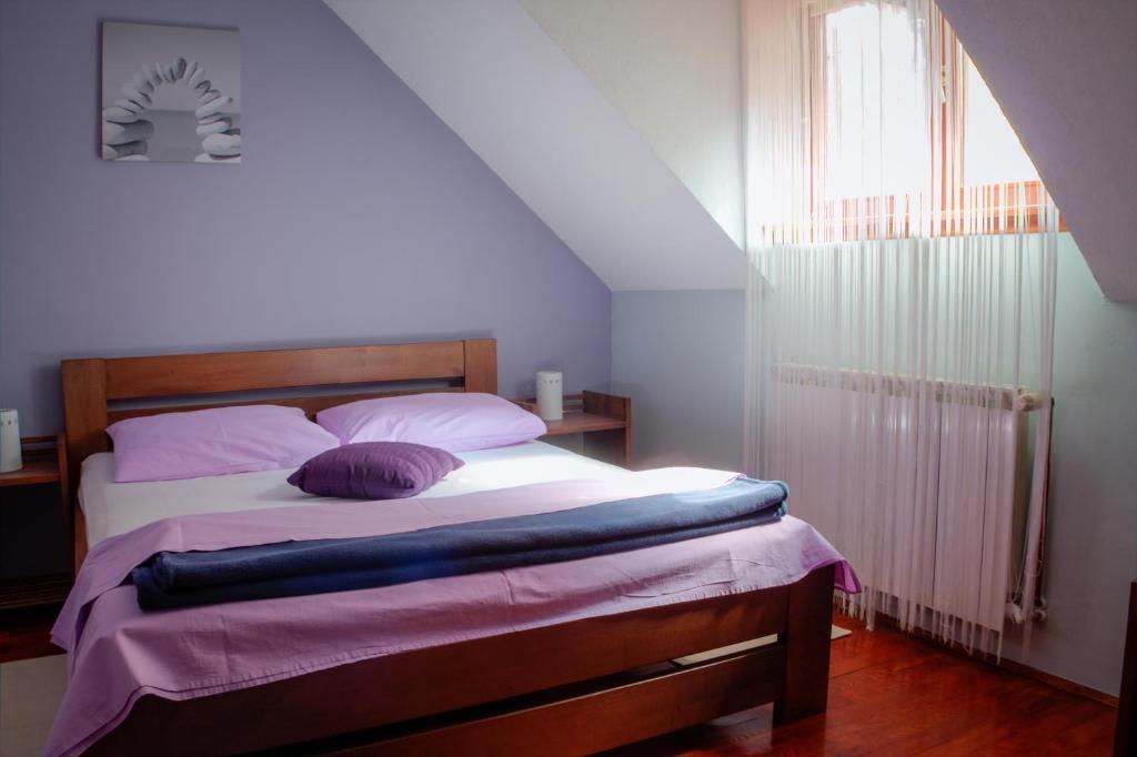 Apartments And Rooms Stefanac Slunj Quarto foto